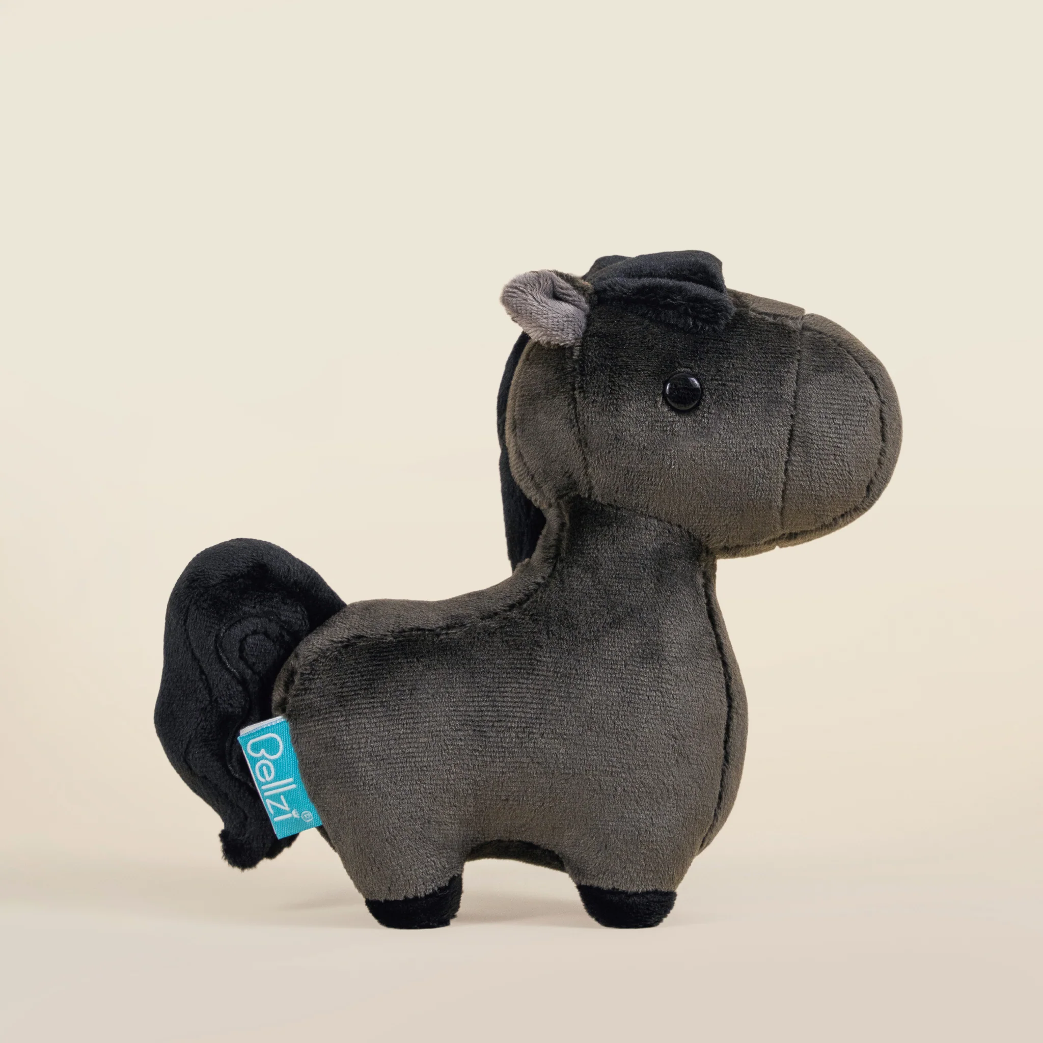 Mini Friesian the Horsi - Image 4